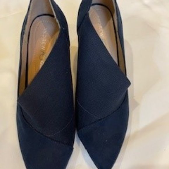 Andrew Geller Heels, Navy Blue - Picture 2 of 5